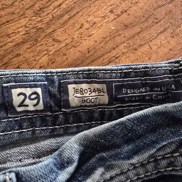 Miss Me Distressed Jeans Women's SZ 29 Boot Cut Inseam 33 - Picture 8 of 16